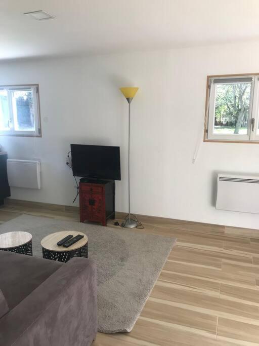 Les Bambous Apartment Poissy Exterior photo