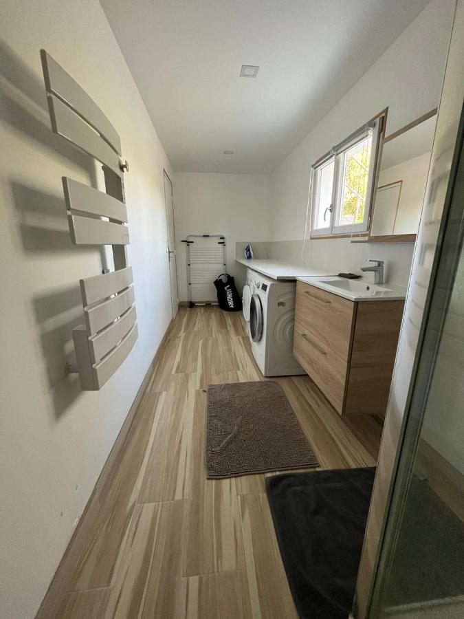 Les Bambous Apartment Poissy Exterior photo