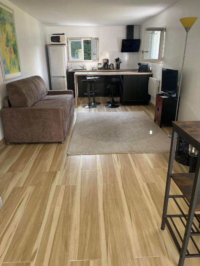 Les Bambous Apartment Poissy Exterior photo